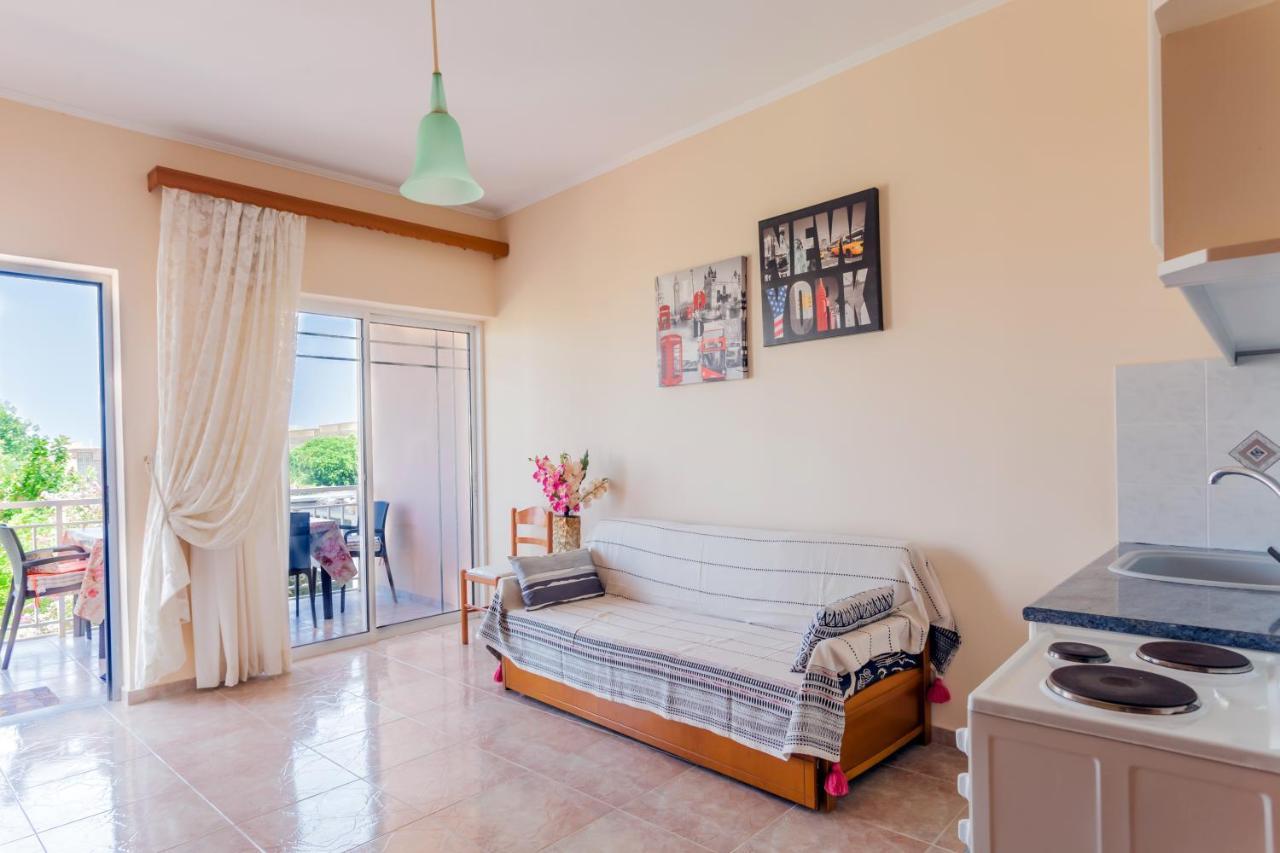 Christine Seaside Apartments In Chania Stalós Dış mekan fotoğraf