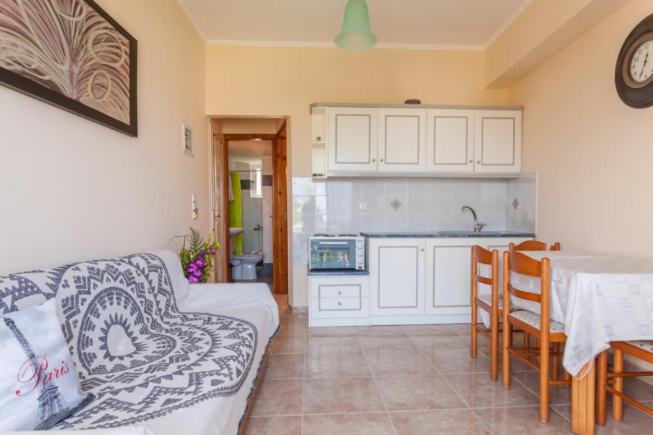 Christine Seaside Apartments In Chania Stalós Dış mekan fotoğraf