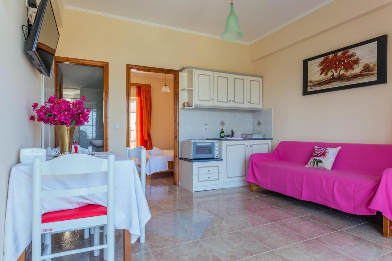 Christine Seaside Apartments In Chania Stalós Dış mekan fotoğraf