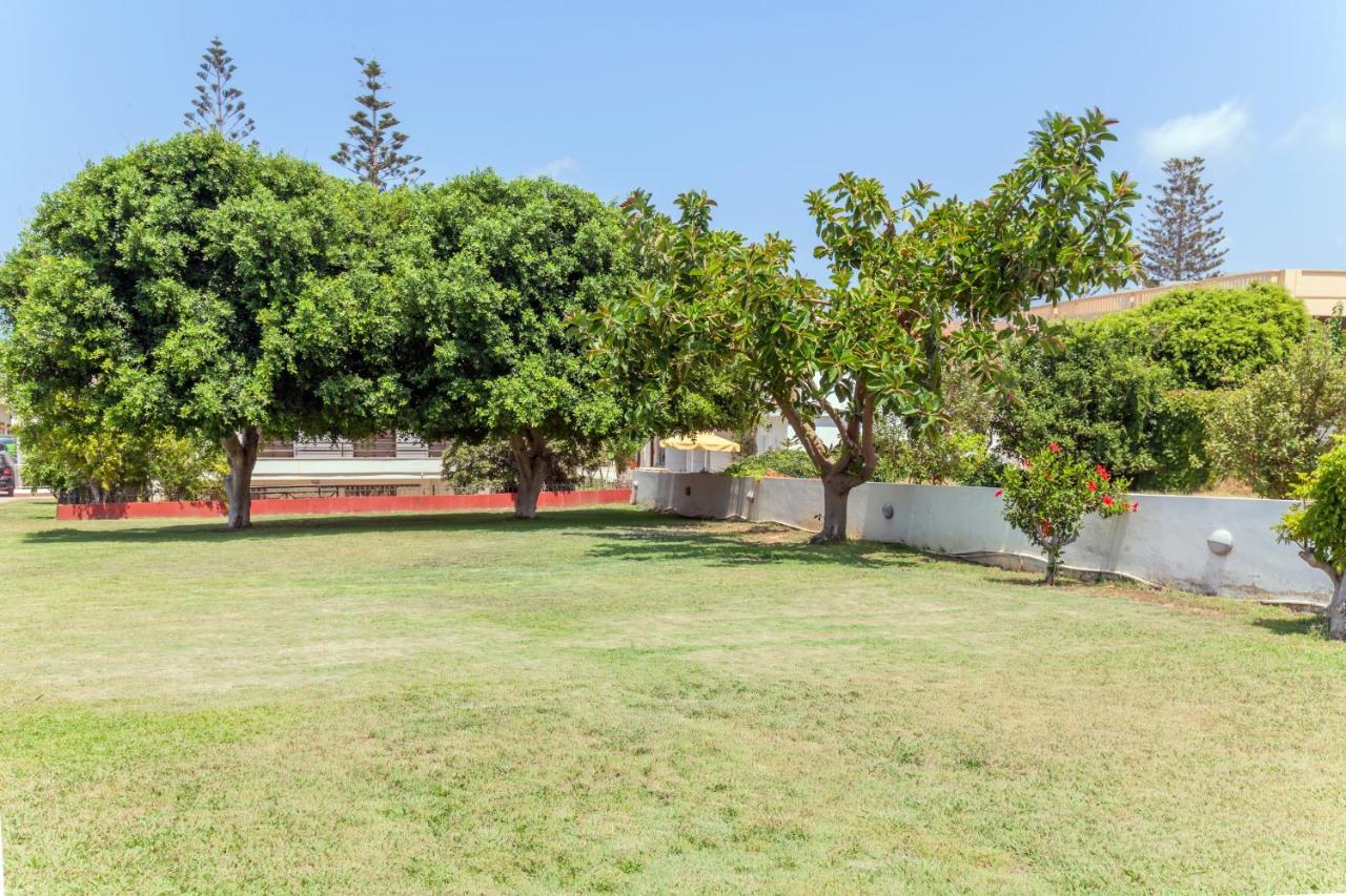 Christine Seaside Apartments In Chania Stalós Dış mekan fotoğraf